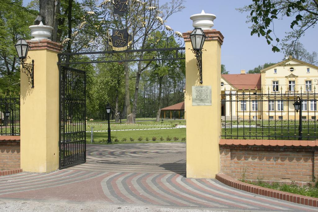 קוויאטקוביצה Palac Piorunow & Spa מראה חיצוני תמונה