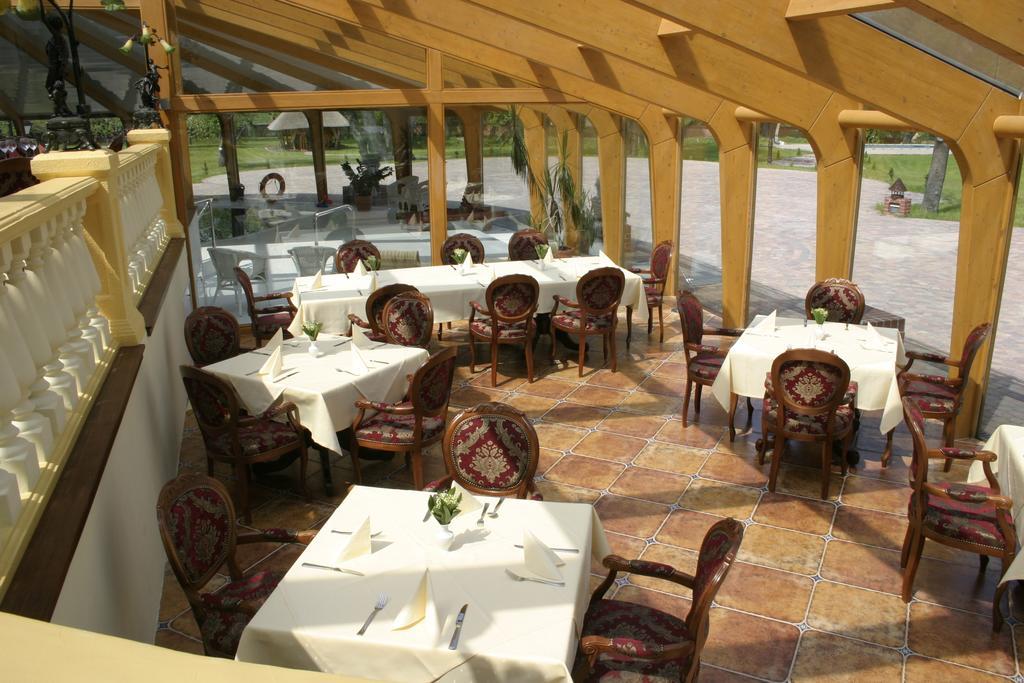 קוויאטקוביצה Palac Piorunow & Spa מראה חיצוני תמונה