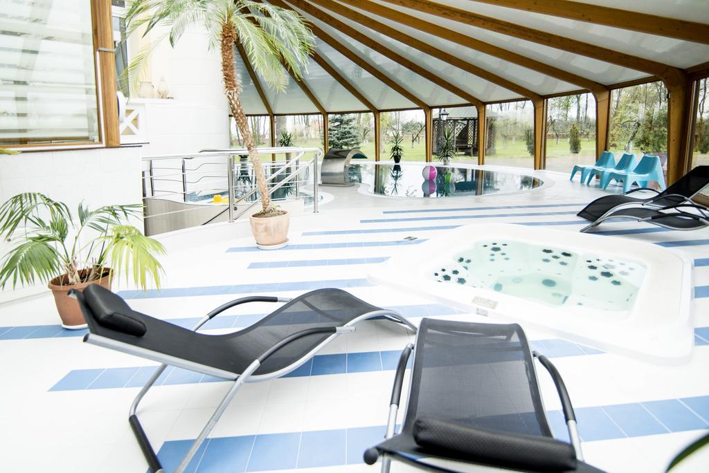 קוויאטקוביצה Palac Piorunow & Spa מראה חיצוני תמונה
